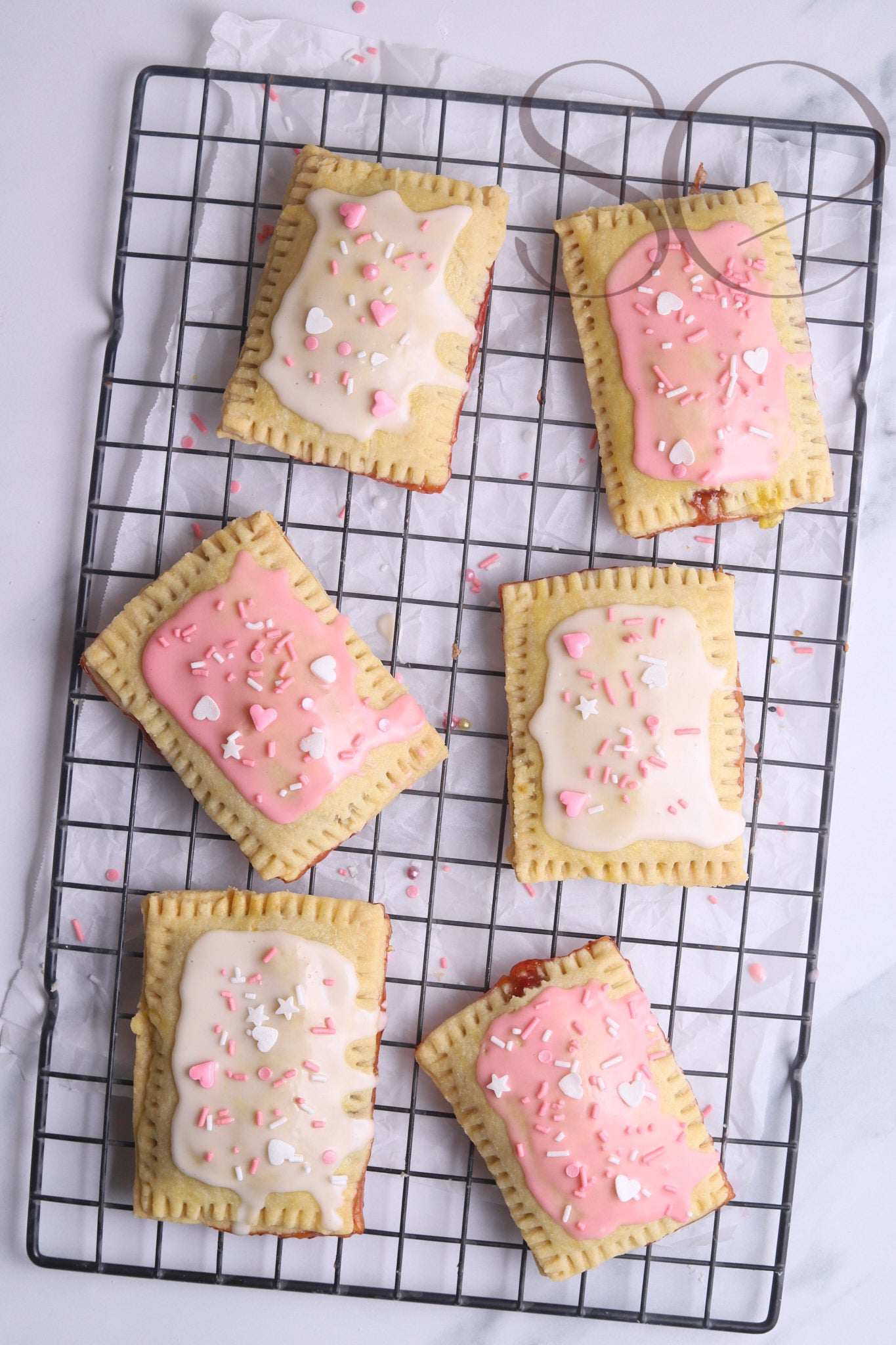 STRAWBERRY POPTARTS - SET 1 OF 2