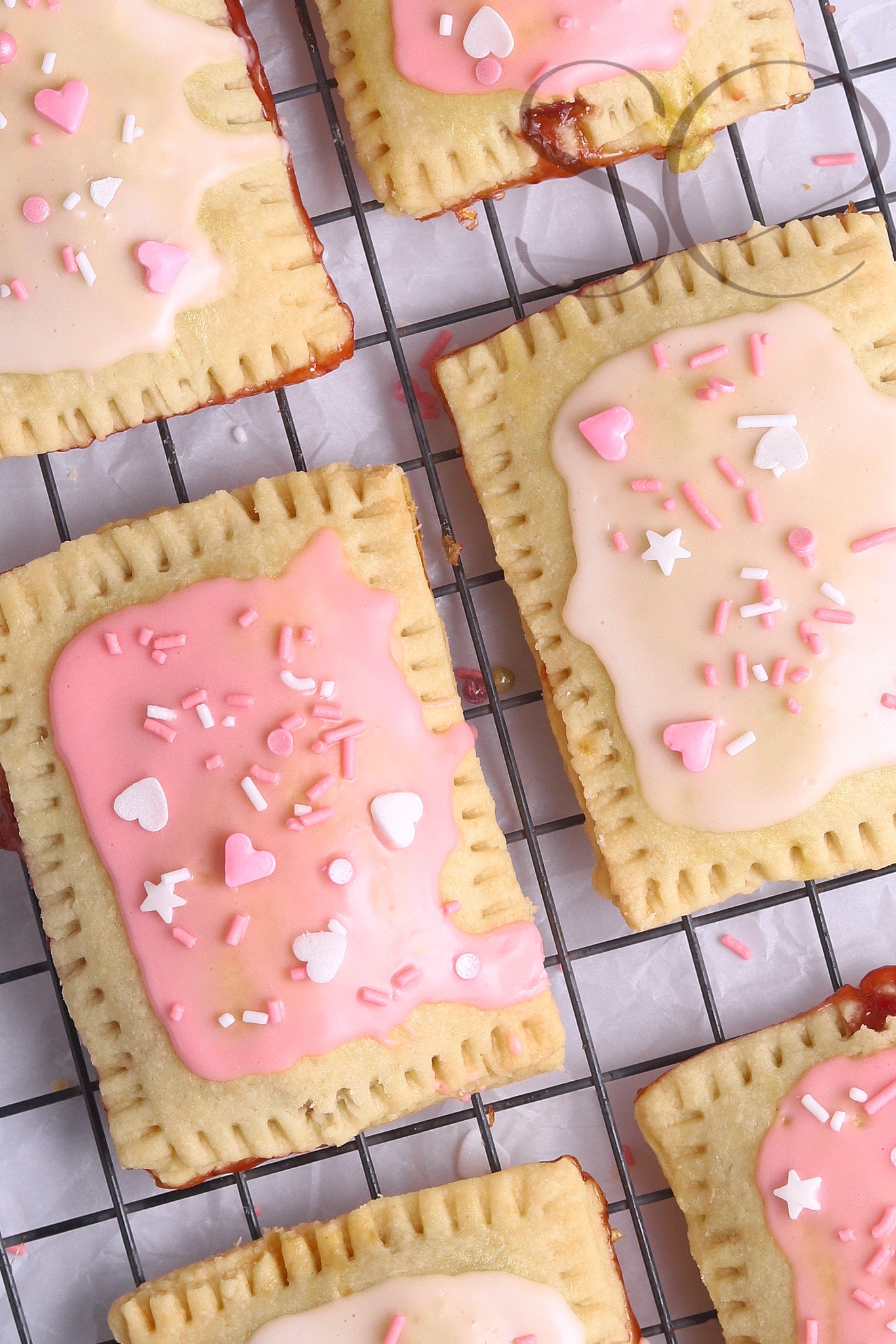 STRAWBERRY POPTARTS - SET 1 OF 2