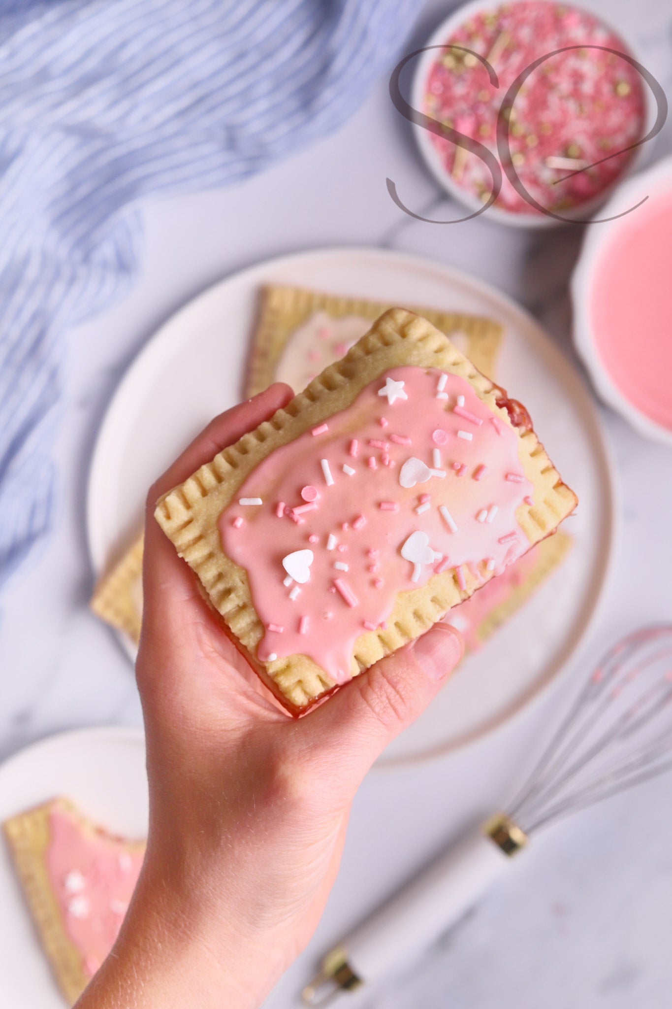 STRAWBERRY POPTARTS - SET 1 OF 2