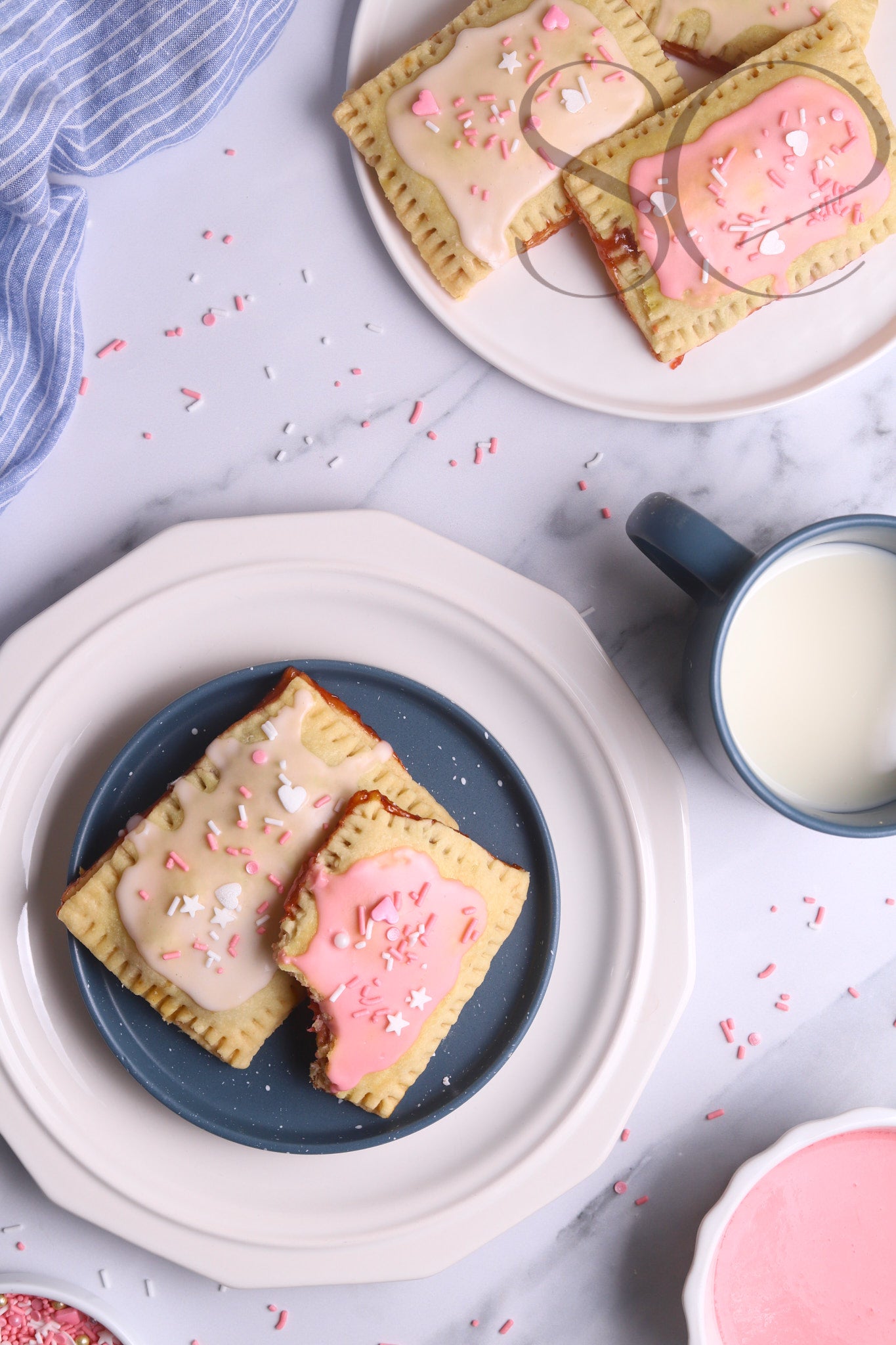 STRAWBERRY POPTARTS - SET 1 OF 2